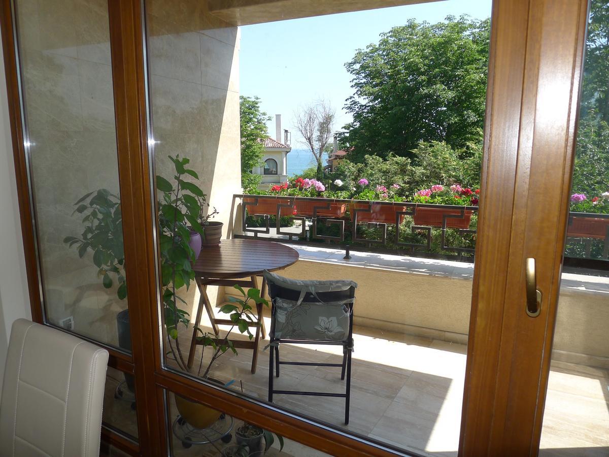 Sea Garden Lux Apartment Varna Dış mekan fotoğraf