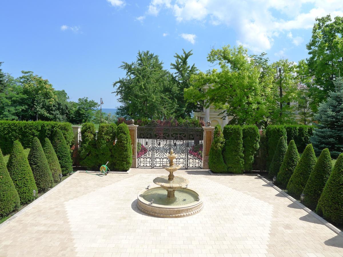 Sea Garden Lux Apartment Varna Dış mekan fotoğraf